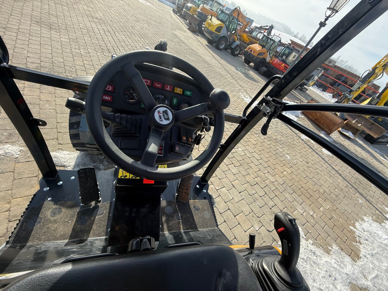 Hoflader Türe ait GiANT G 2500 X-TRA HD, Neumaschine içinde Neureichenau (resim 14)