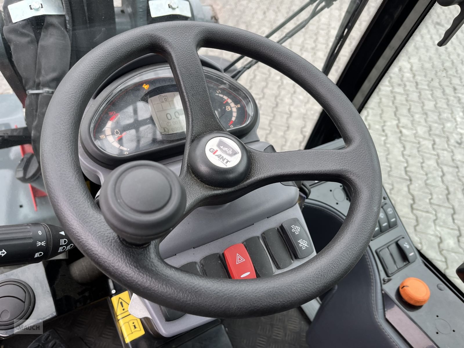 Hoflader of the type GiANT G 2700HD+ mit Kabine & Weidemann HV, Gebrauchtmaschine in Burgkirchen (Picture 21)