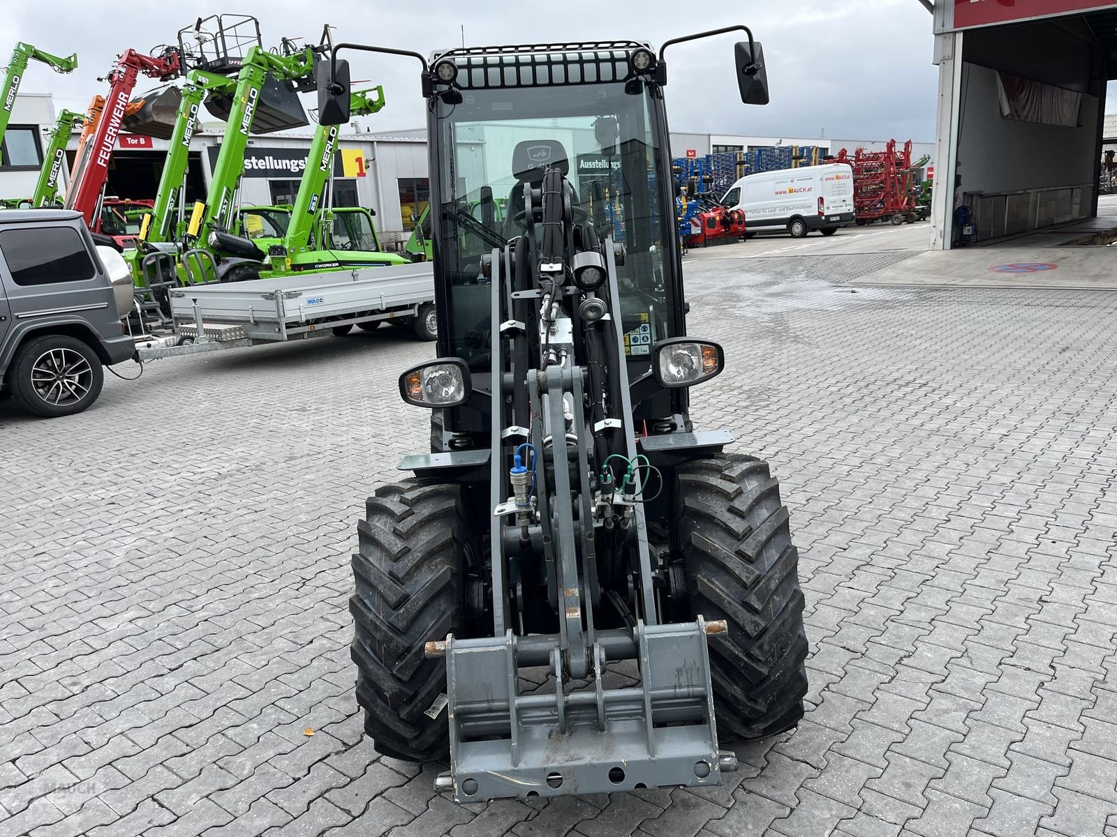 Hoflader of the type GiANT G 2700HD+ mit Kabine & Weidemann HV, Gebrauchtmaschine in Burgkirchen (Picture 8)