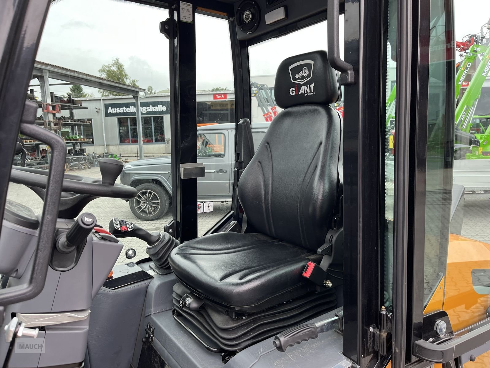 Hoflader of the type GiANT G 2700HD+ mit Kabine & Weidemann HV, Gebrauchtmaschine in Burgkirchen (Picture 19)