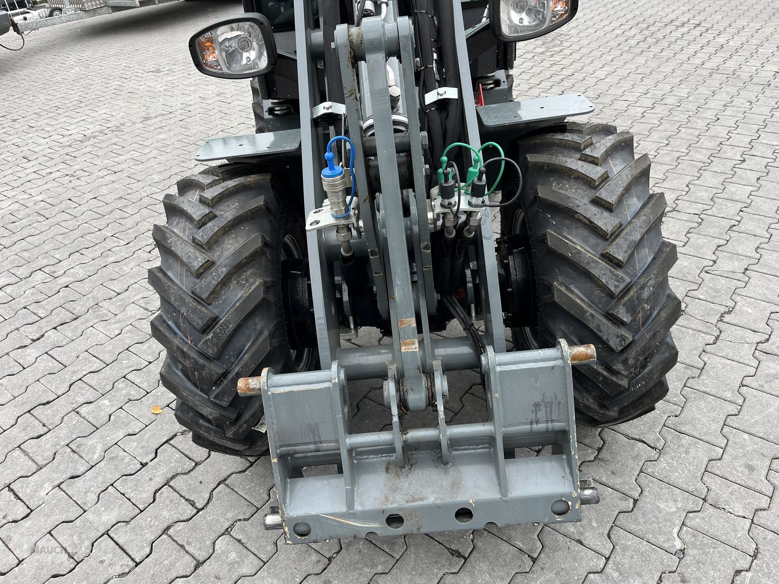 Hoflader of the type GiANT G 2700HD+ mit Kabine & Weidemann HV, Gebrauchtmaschine in Burgkirchen (Picture 7)