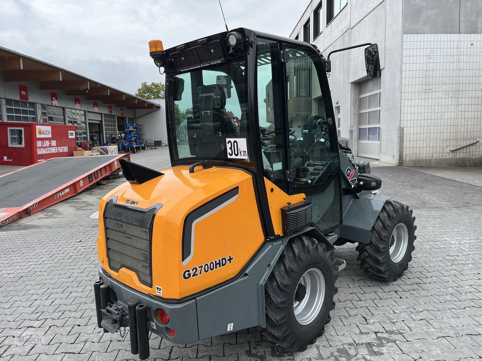 Hoflader of the type GiANT G 2700HD+ mit Kabine & Weidemann HV, Gebrauchtmaschine in Burgkirchen (Picture 9)