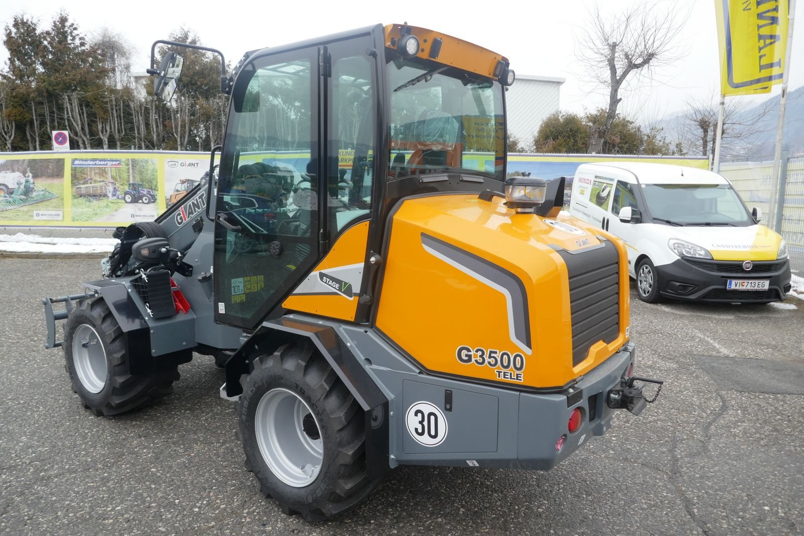 Hoflader типа GiANT G 3500 Tele, Gebrauchtmaschine в Villach (Фотография 4)