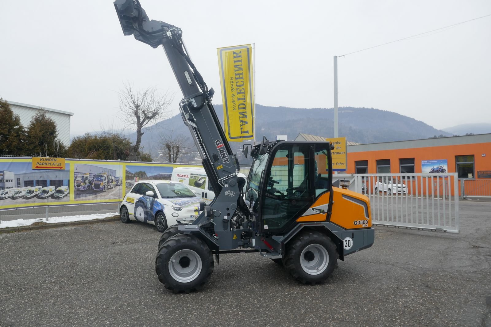 Hoflader типа GiANT G 3500 Tele, Gebrauchtmaschine в Villach (Фотография 2)