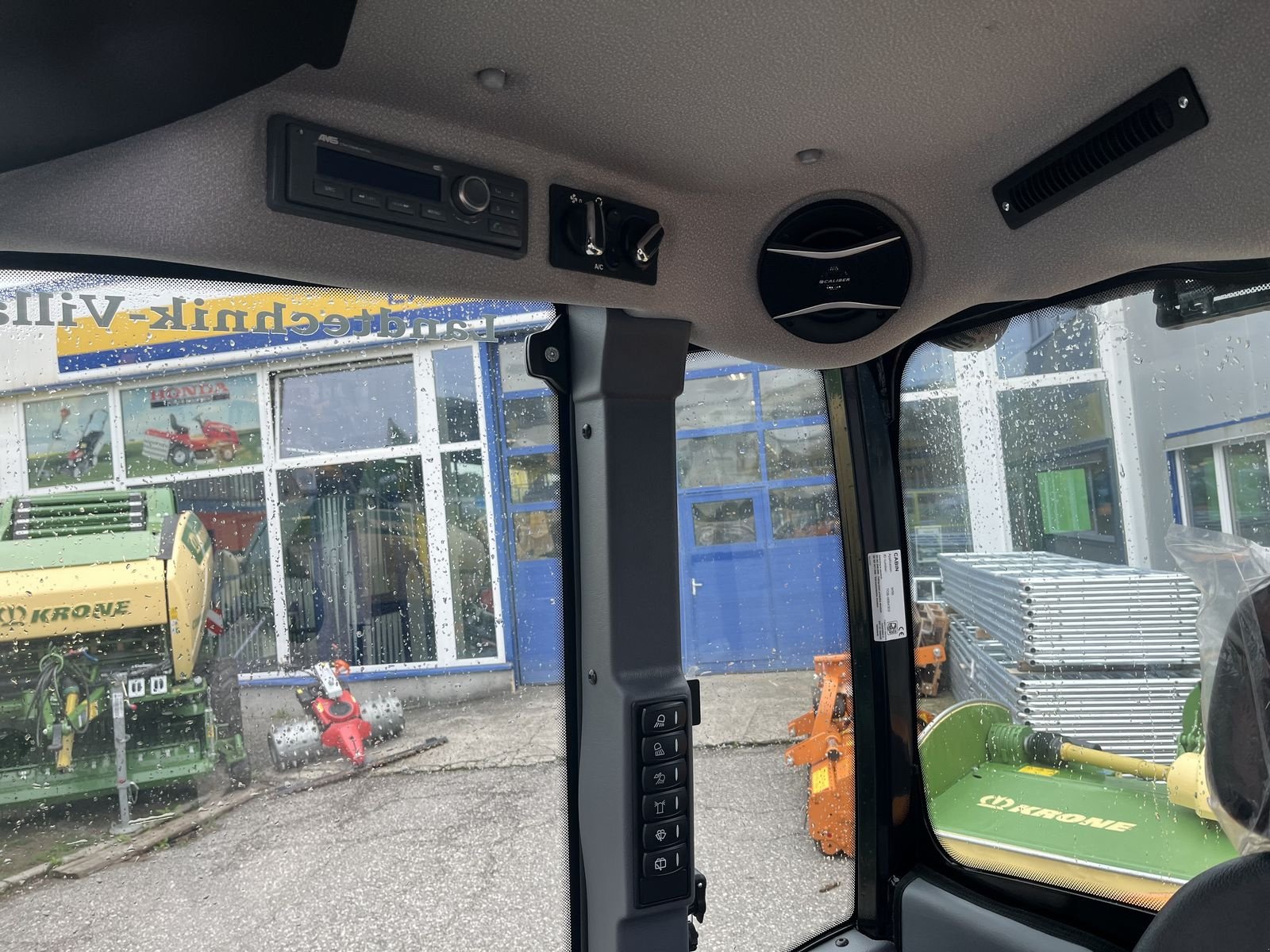 Hoflader of the type GiANT G 5000 Tele, Gebrauchtmaschine in Villach (Picture 15)