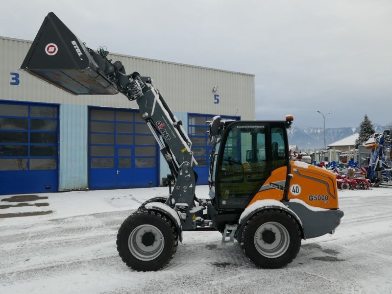 Hoflader от тип GiANT G 5000 Tele, Gebrauchtmaschine в Villach