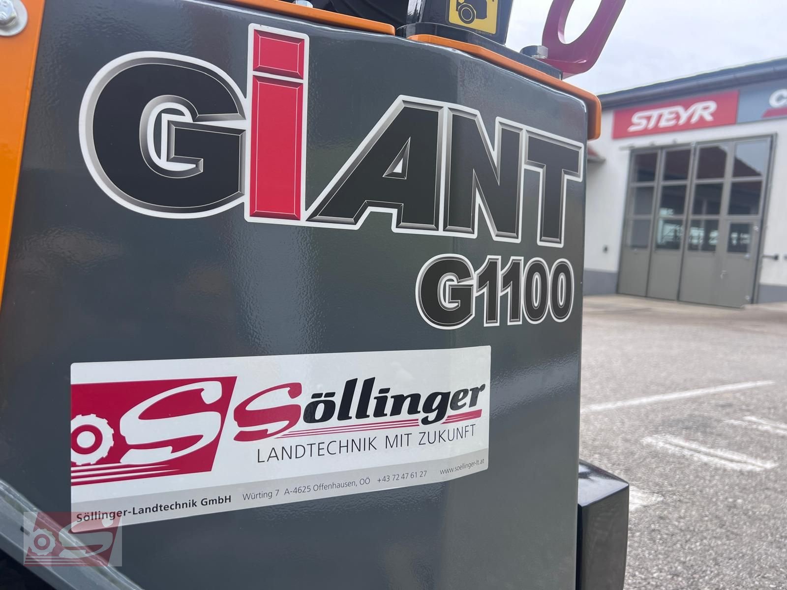 Hoflader des Typs GiANT G1100 Trend-Line, Neumaschine in Offenhausen (Bild 10)