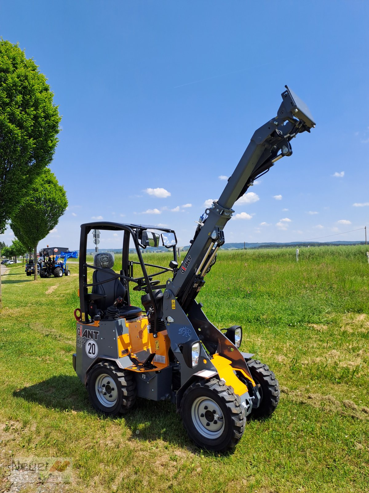 Hoflader des Typs GiANT G1200 TELE, Neumaschine in Bad Waldsee Mennisweiler (Bild 3)