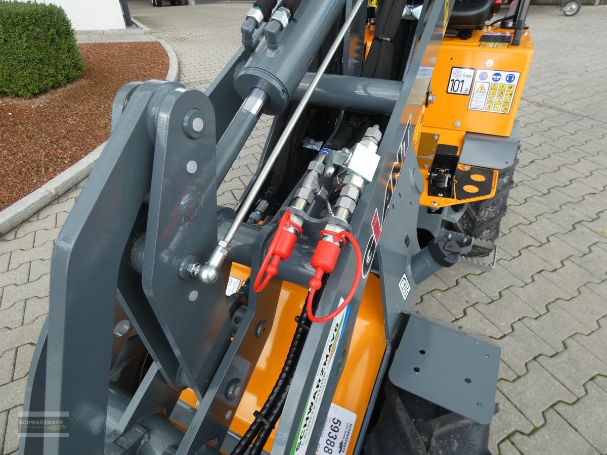 Hoflader des Typs GiANT G1200, Mietmaschine in Aurolzmünster (Bild 8)