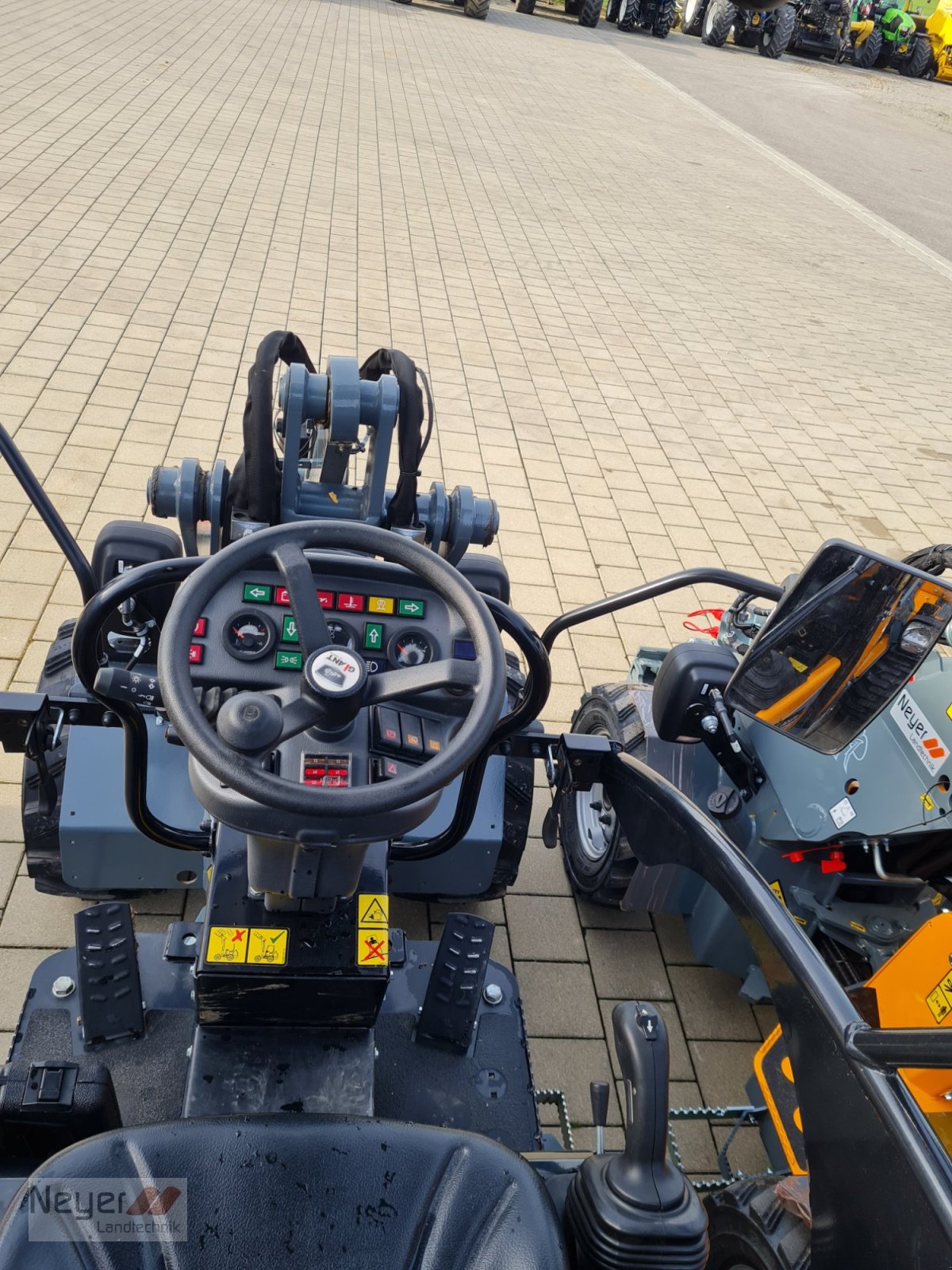 Hoflader типа GiANT G1500 Radlader 580 kg Hubkraft *Aktion*, Neumaschine в Bad Waldsee Mennisweiler (Фотография 4)