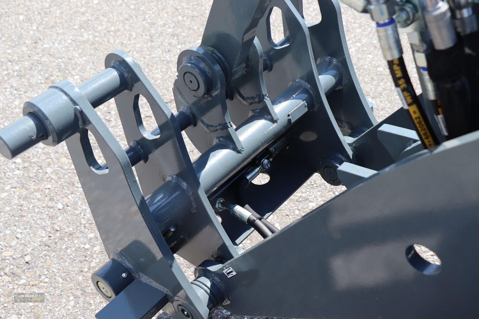 Hoflader des Typs GiANT G2200 HD, Neumaschine in Gampern (Bild 10)