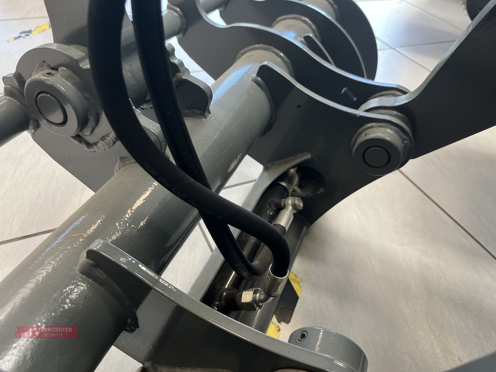 Hoflader of the type GiANT G2500 HD, Neumaschine in St. Pölten (Picture 12)