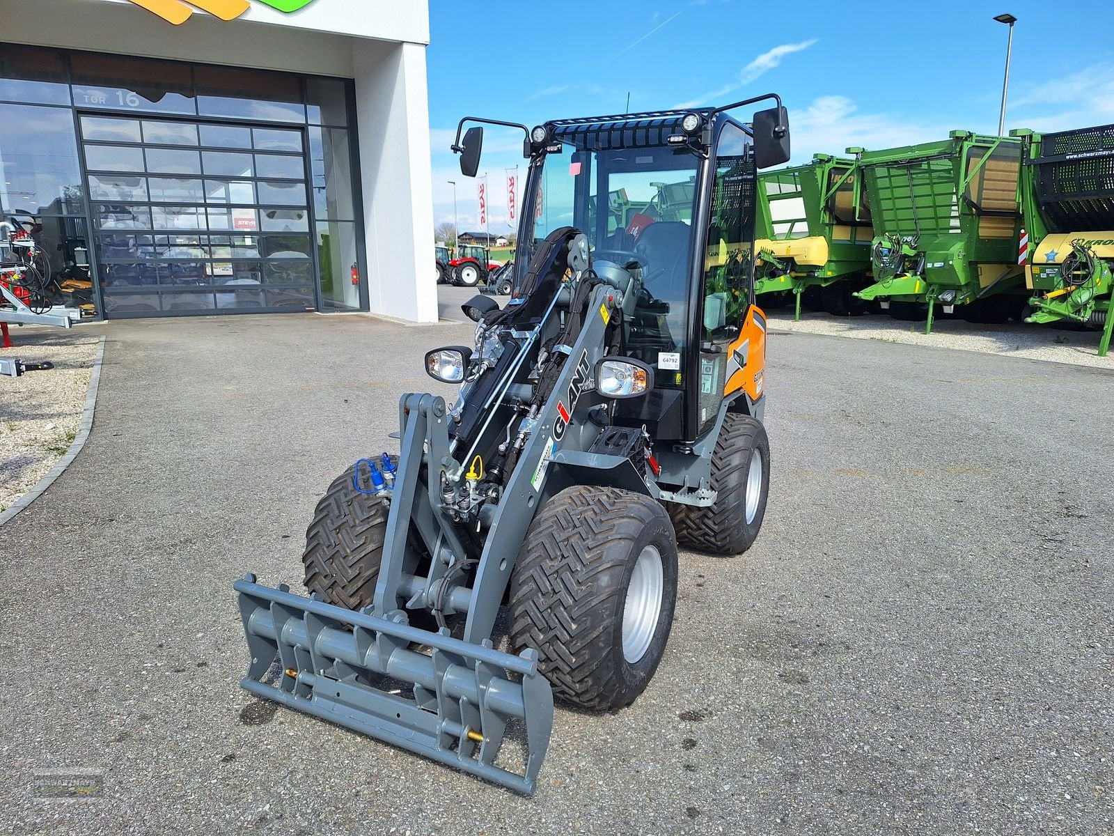 Hoflader des Typs GiANT G2700 HD+, Neumaschine in Gampern (Bild 5)