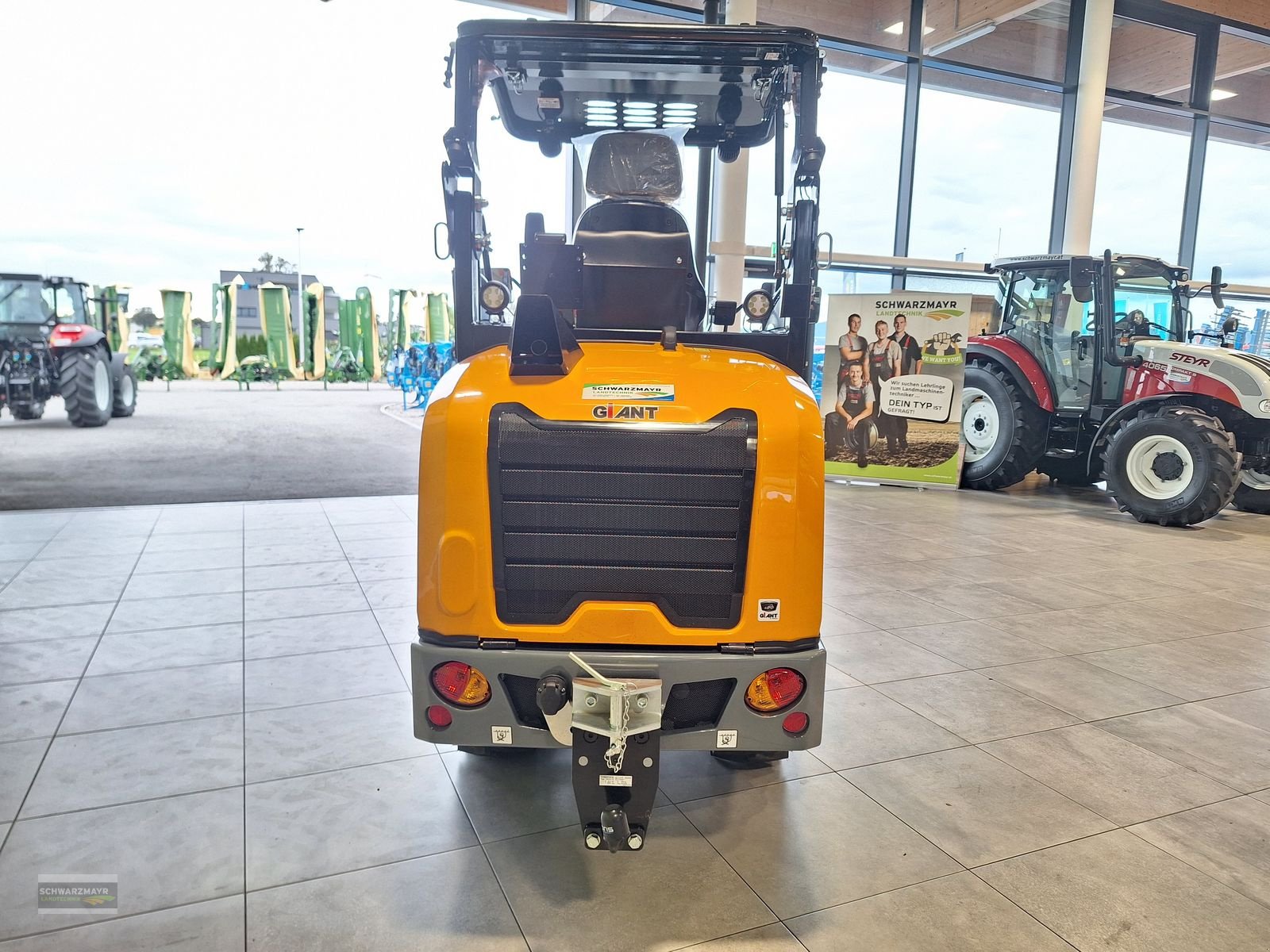 Hoflader des Typs GiANT G2700 HD+, Neumaschine in Gampern (Bild 15)