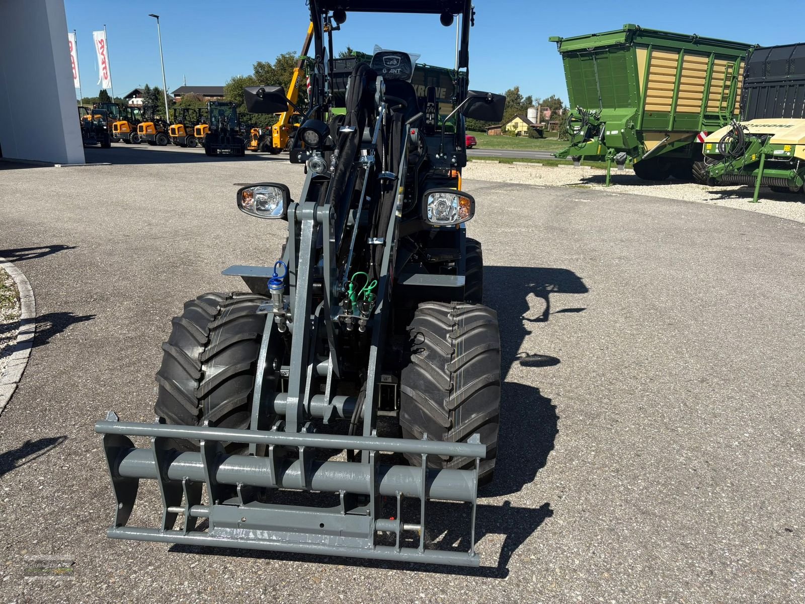 Hoflader des Typs GiANT G2700 HD+, Neumaschine in Gampern (Bild 8)