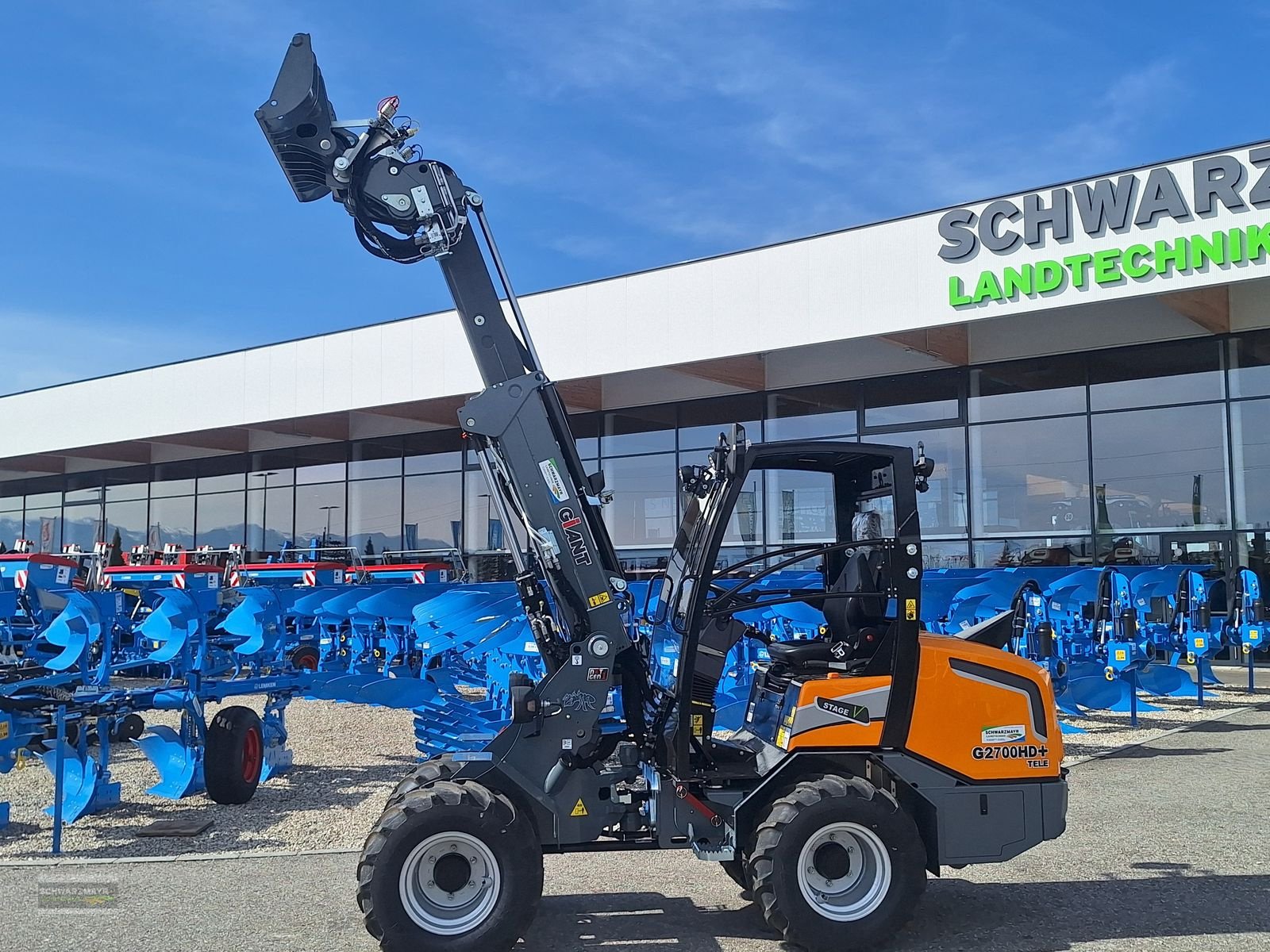 Hoflader of the type GiANT G2700 HD+ TELE, Neumaschine in Aurolzmünster (Picture 2)