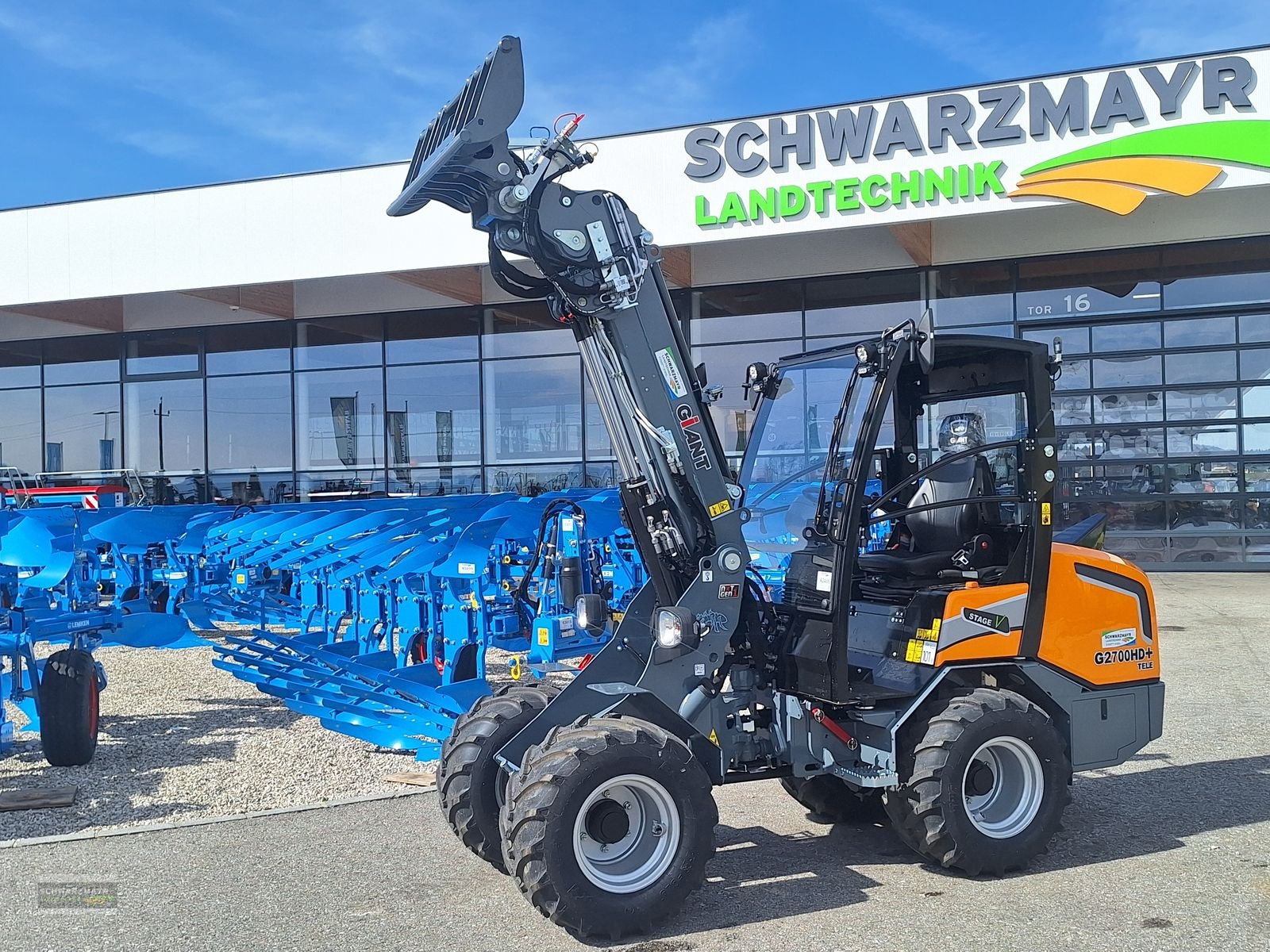 Hoflader of the type GiANT G2700 HD+ TELE, Neumaschine in Aurolzmünster (Picture 1)