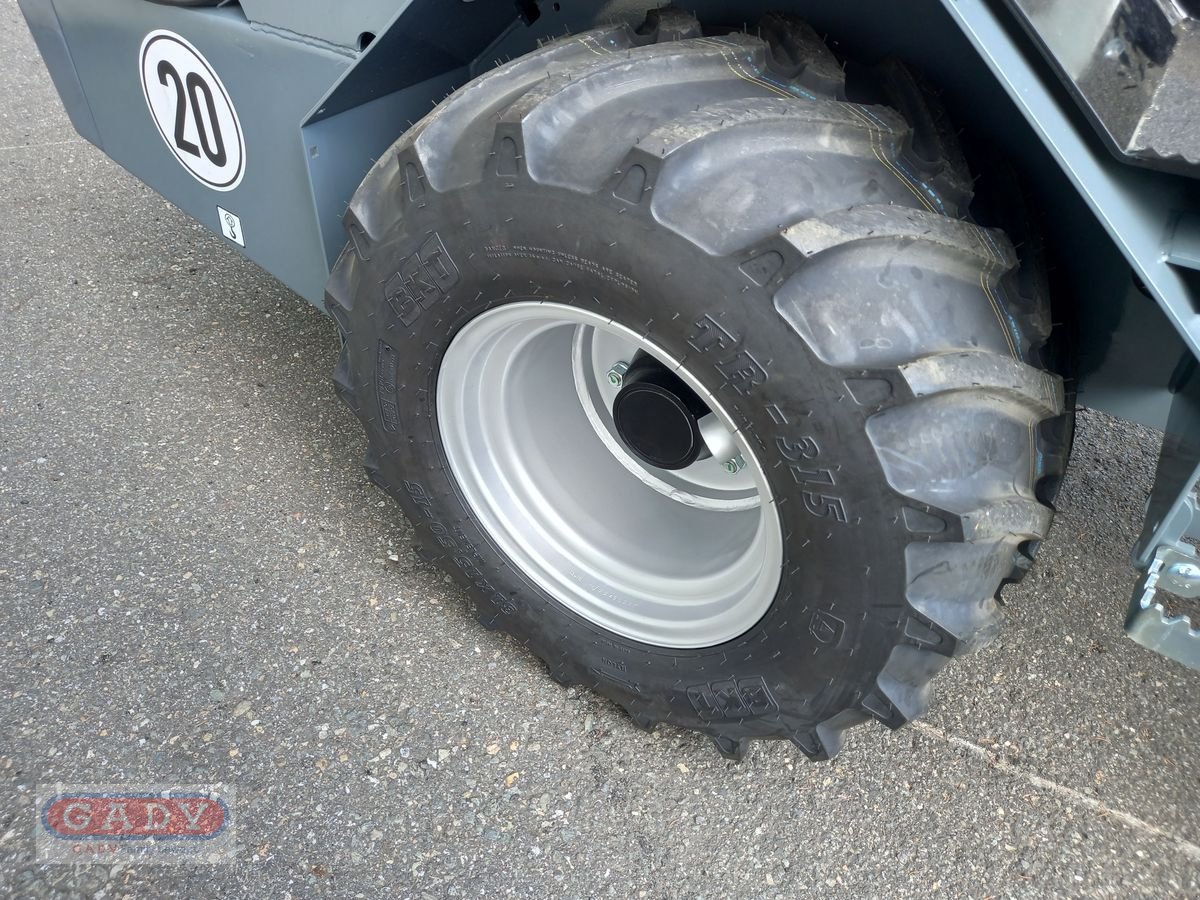 Hoflader des Typs GiANT G2700 HD, Neumaschine in Lebring (Bild 21)