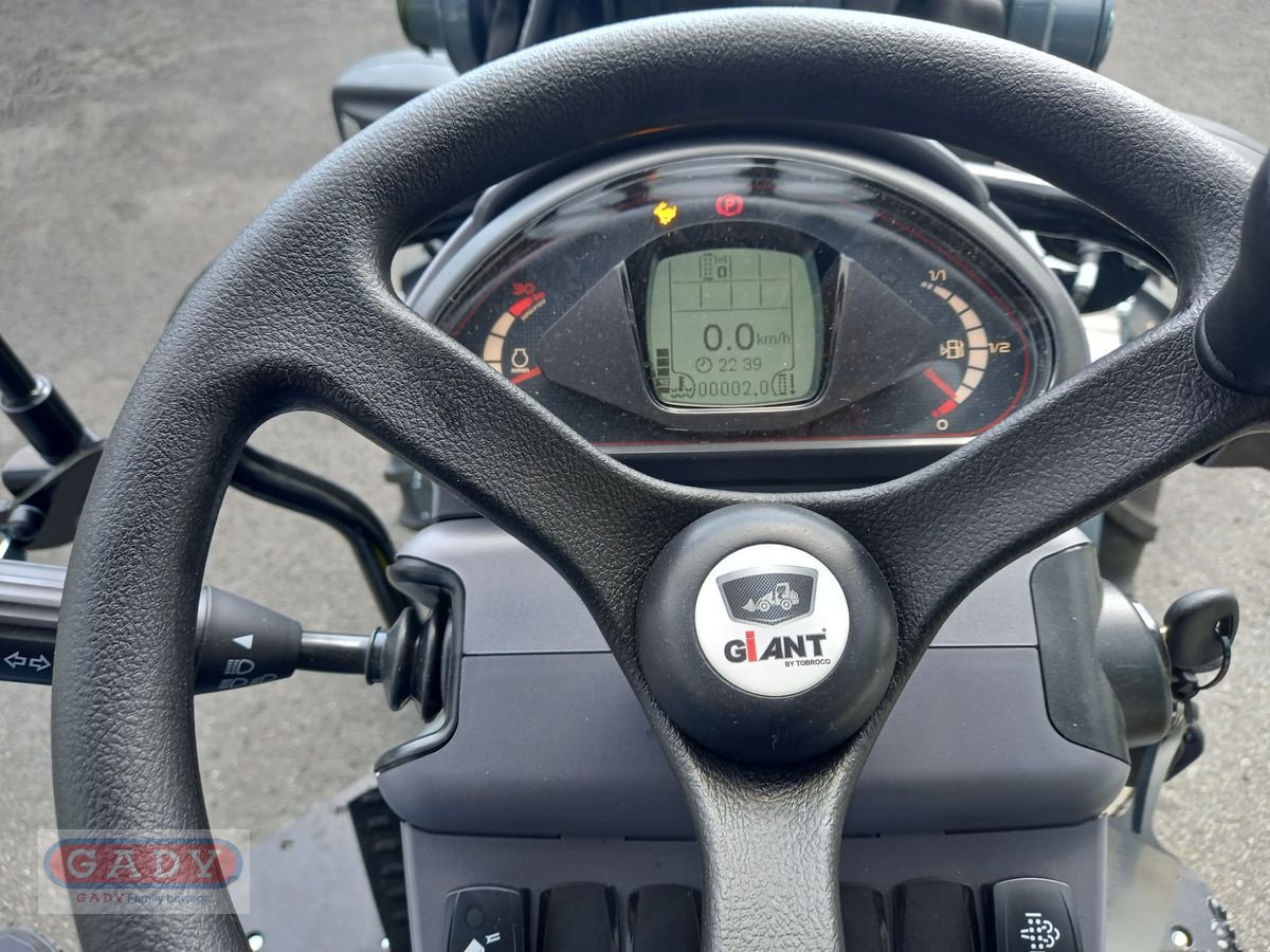 Hoflader des Typs GiANT G2700 HD, Neumaschine in Lebring (Bild 12)