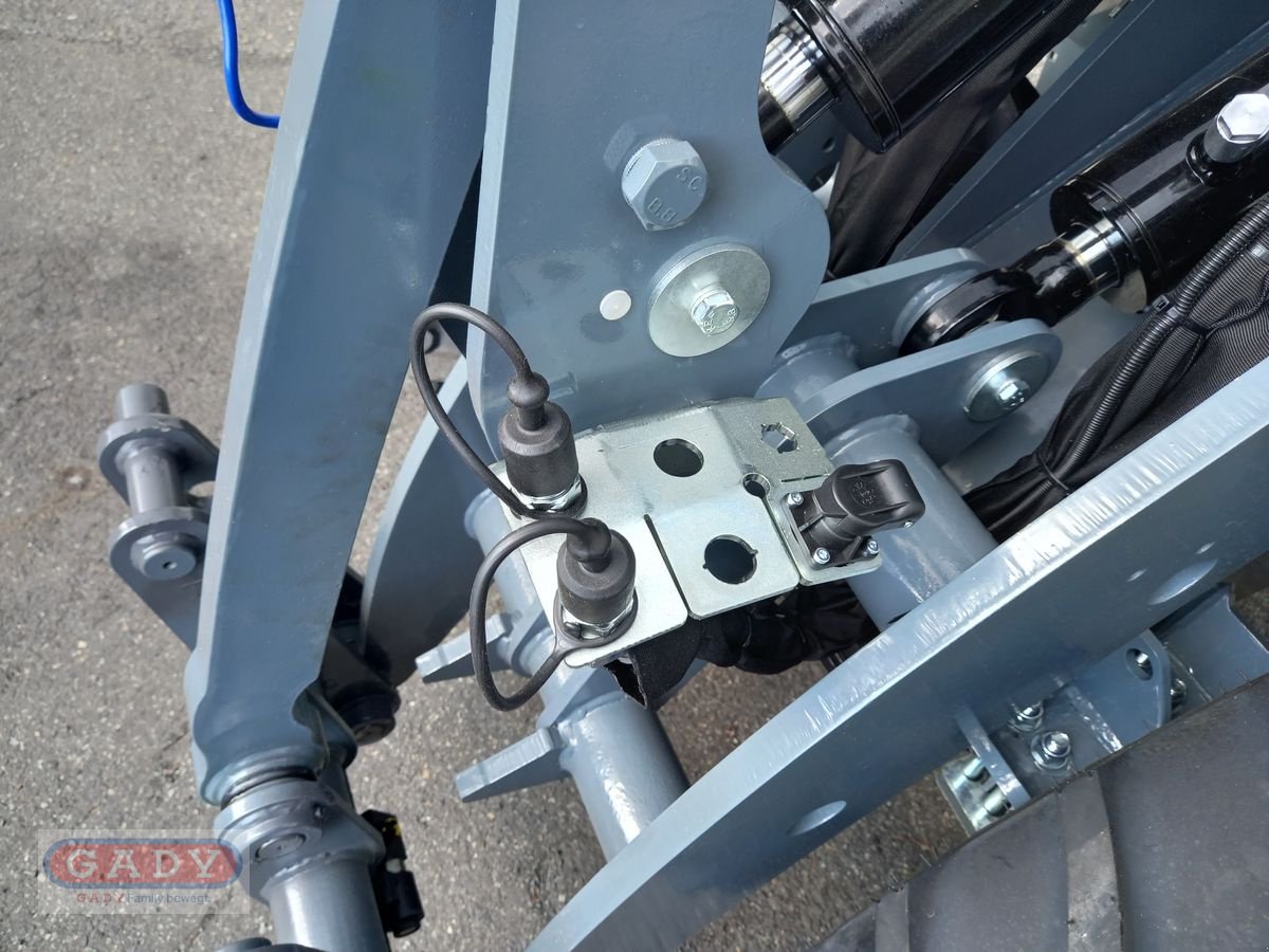 Hoflader des Typs GiANT G2700 HD, Neumaschine in Lebring (Bild 17)