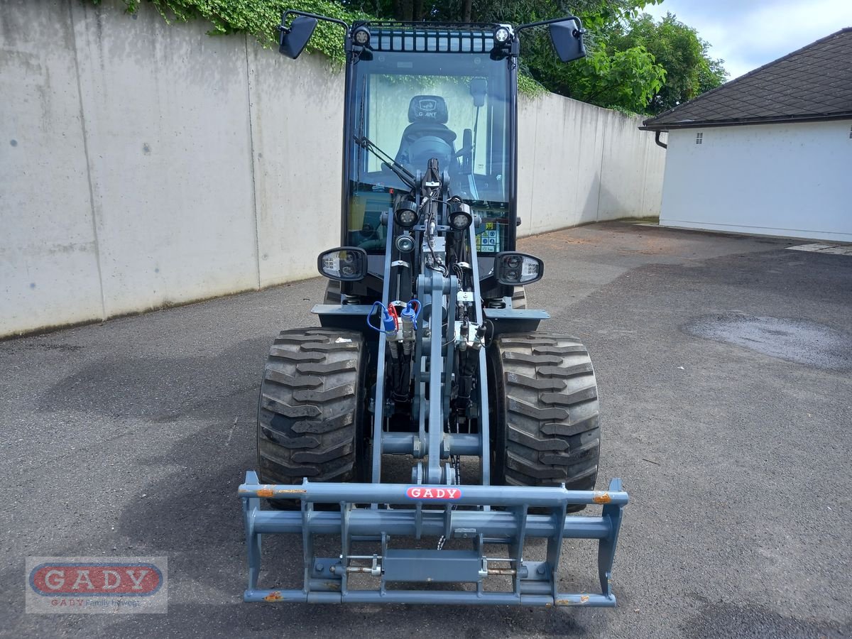 Hoflader des Typs GiANT G2700 X-TRA HD+, Vorführmaschine in Lebring (Bild 2)