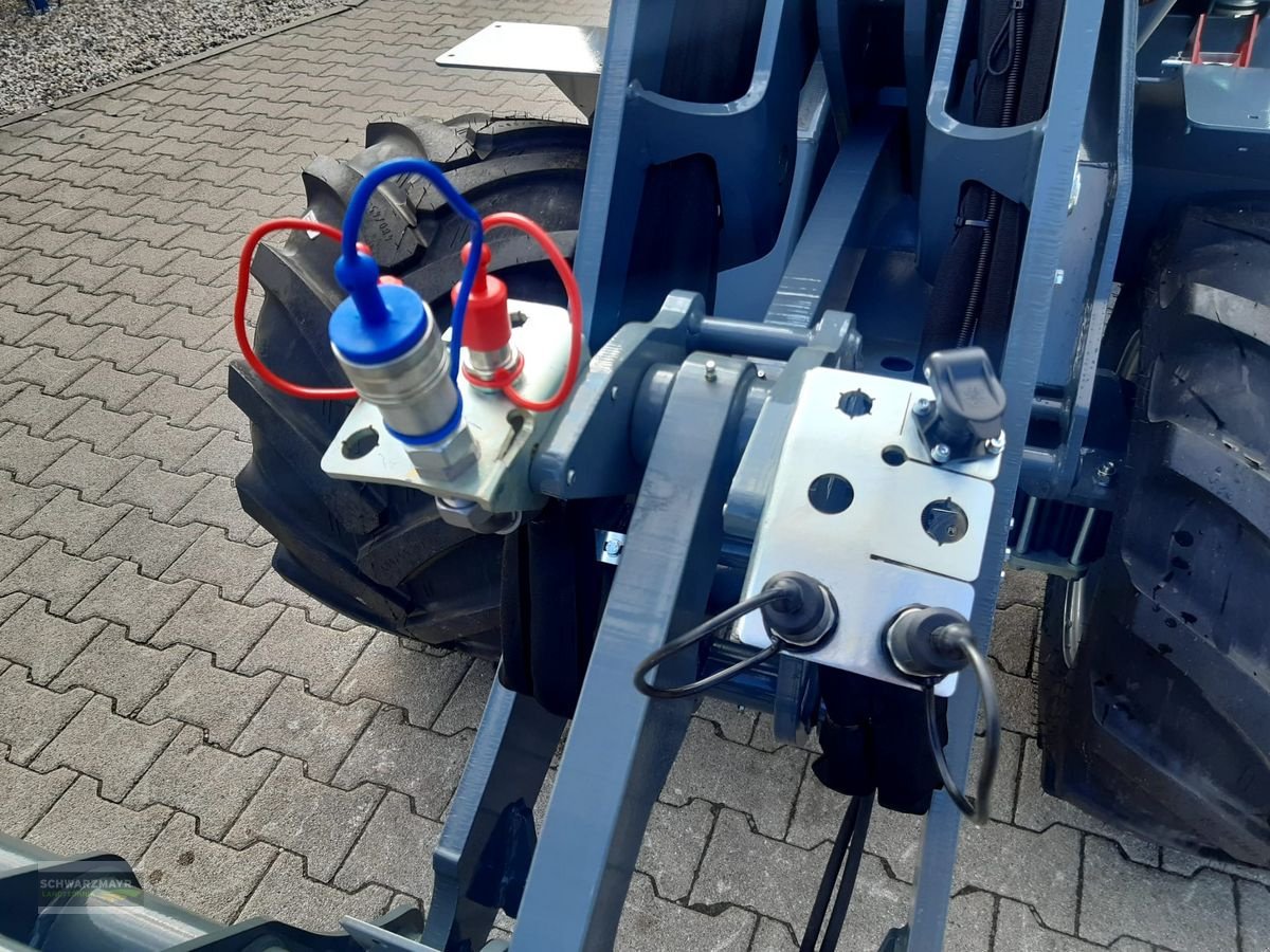 Hoflader des Typs GiANT G3500 Kabine, Vorführmaschine in Aurolzmünster (Bild 15)