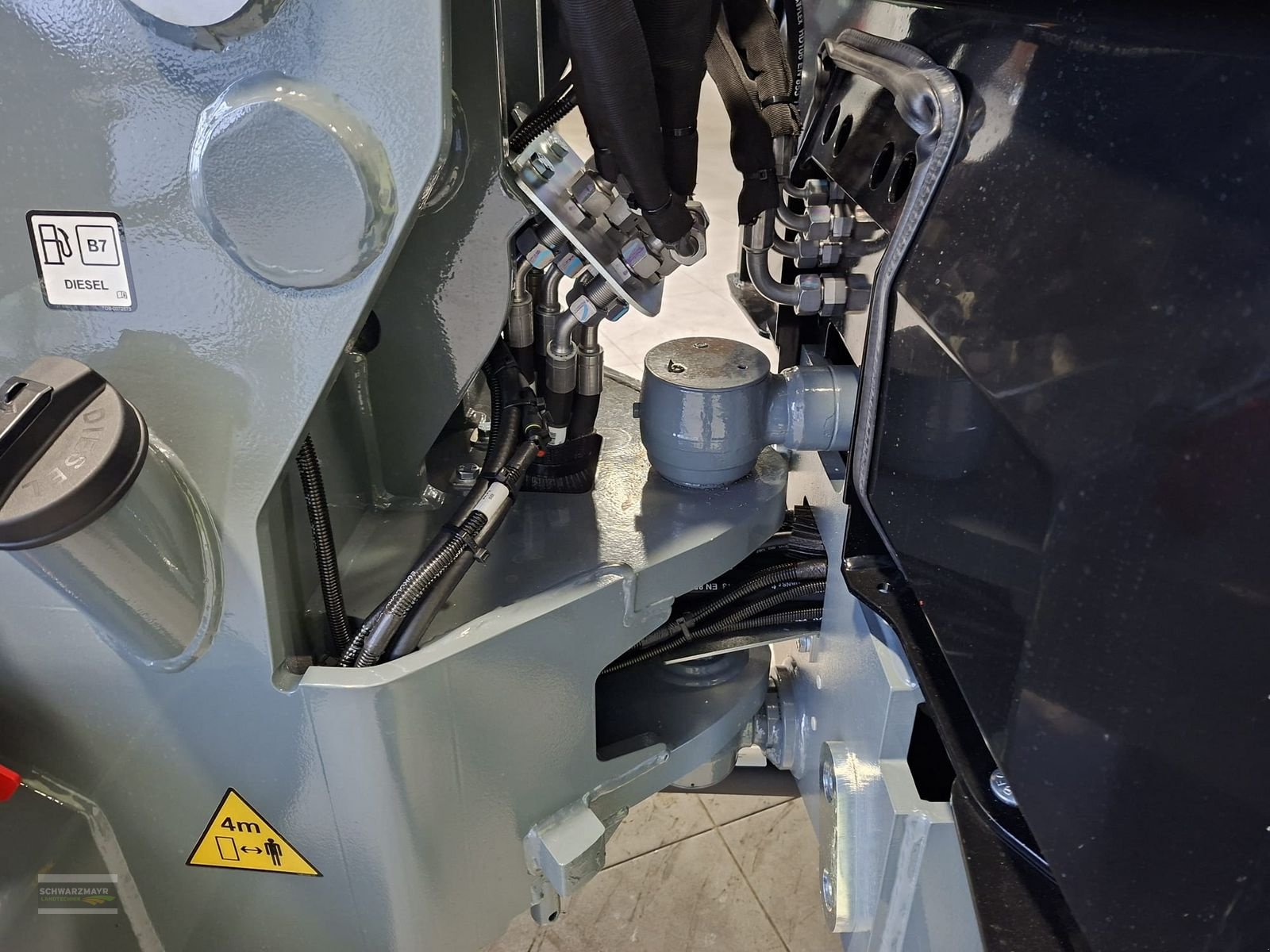 Hoflader of the type GiANT G3500 (mit WM-Aufnahme), Neumaschine in Gampern (Picture 16)