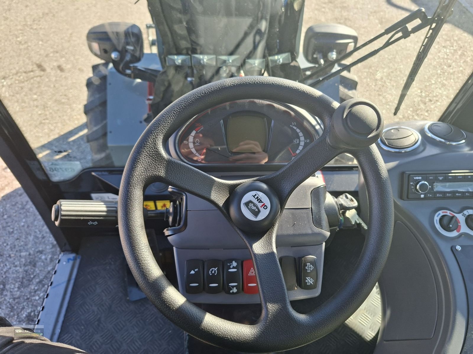 Hoflader a típus GiANT G3500 Tele, Neumaschine ekkor: Gampern (Kép 26)