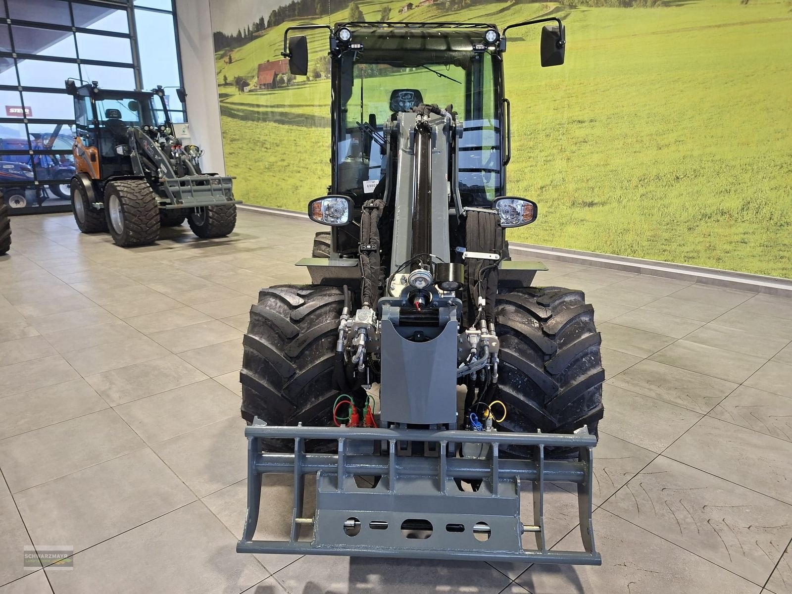 Hoflader of the type GiANT G3500 Tele, Neumaschine in Gampern (Picture 10)