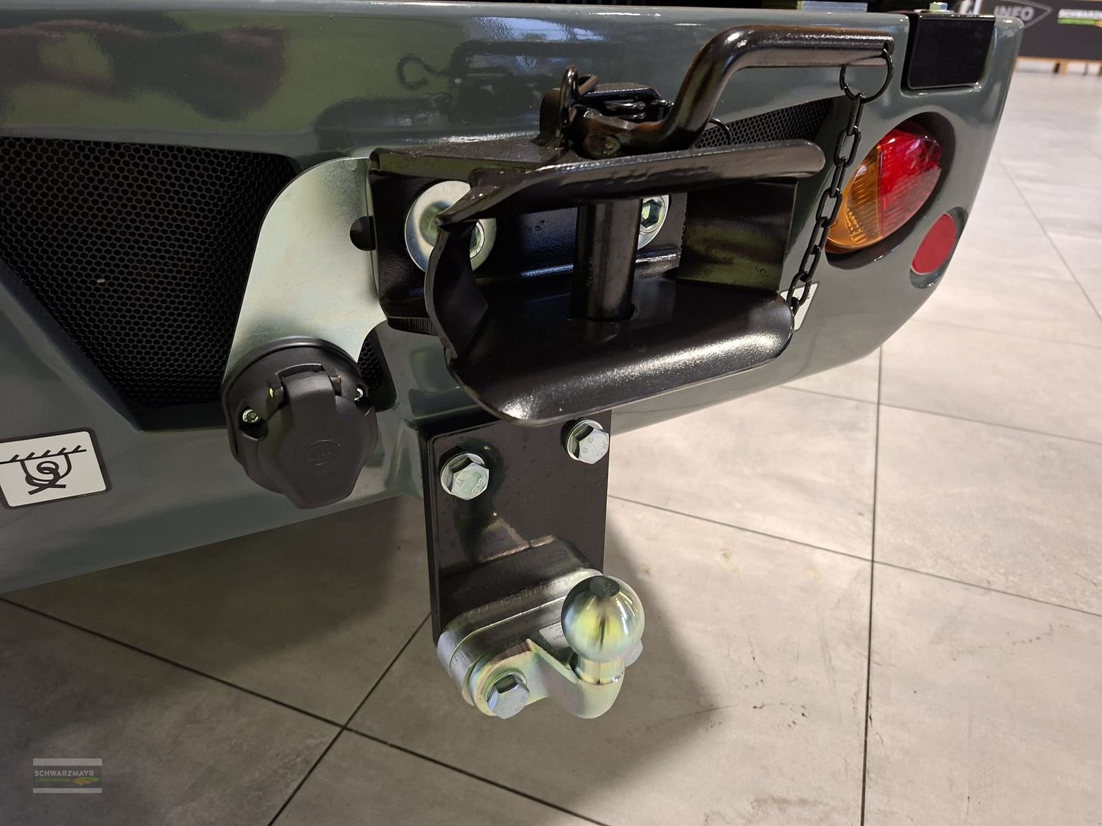 Hoflader of the type GiANT G3500 Tele, Neumaschine in Gampern (Picture 17)