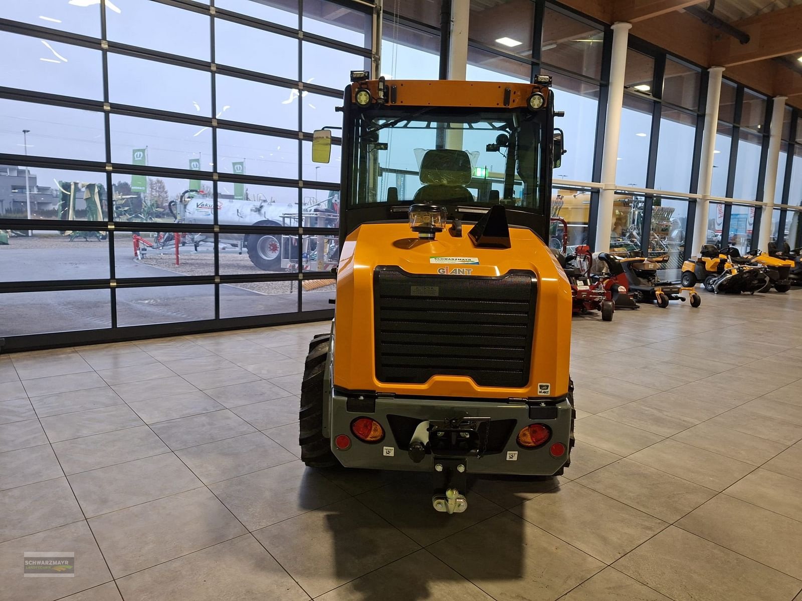 Hoflader of the type GiANT G3500 Tele, Neumaschine in Gampern (Picture 5)