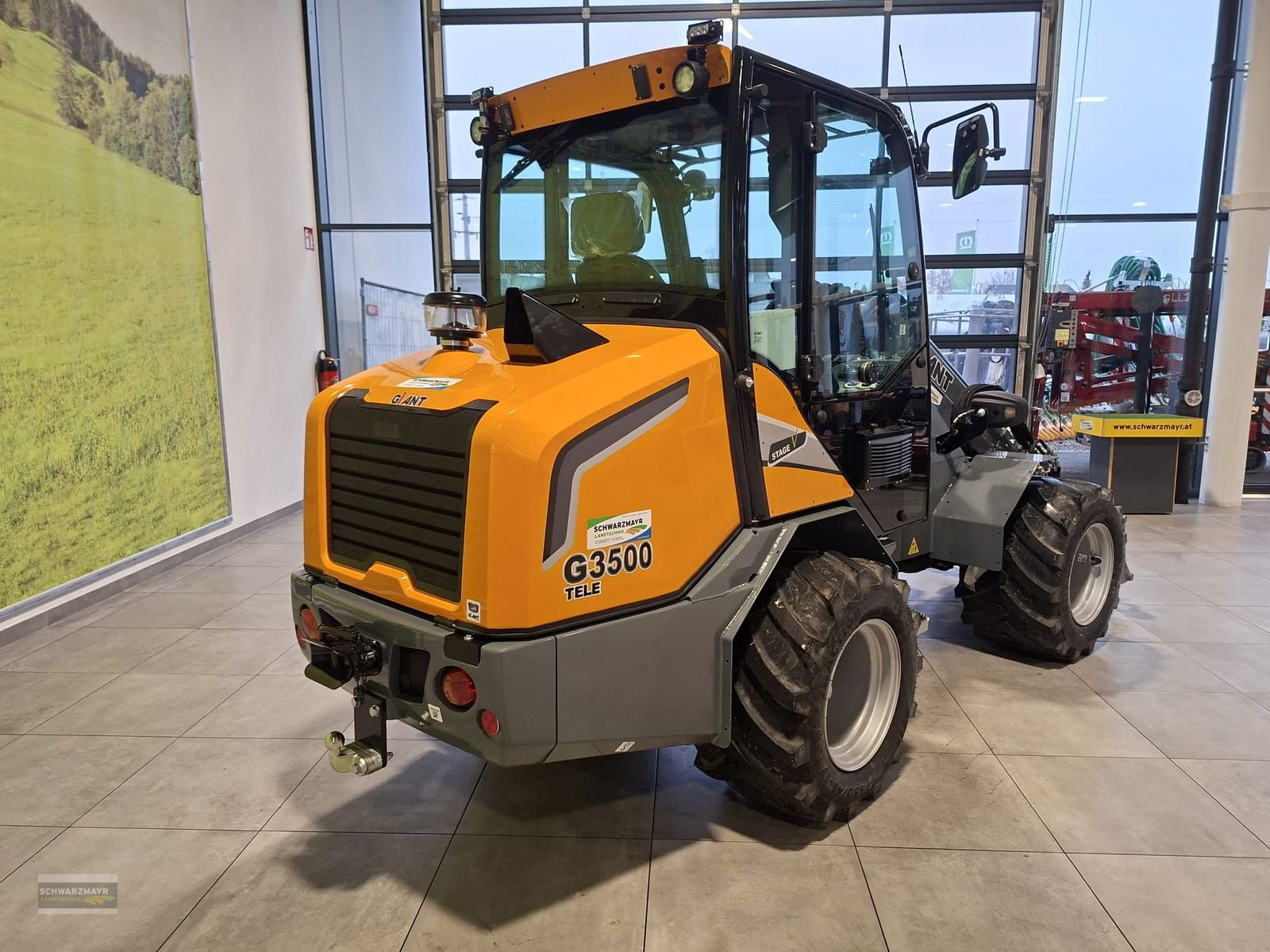 Hoflader of the type GiANT G3500 Tele, Neumaschine in Gampern (Picture 4)