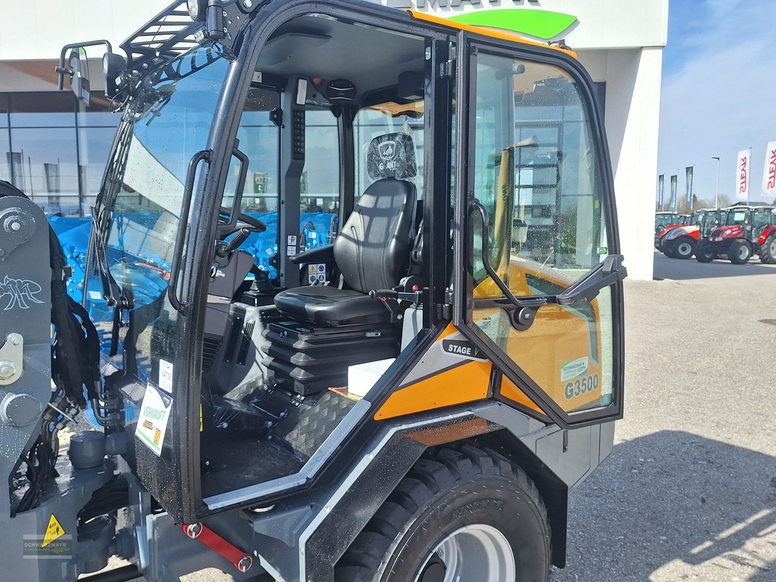 Hoflader of the type GiANT G3500, Neumaschine in Aurolzmünster (Picture 9)