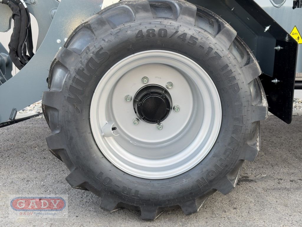 Hoflader of the type GiANT G3500, Neumaschine in Lebring (Picture 10)