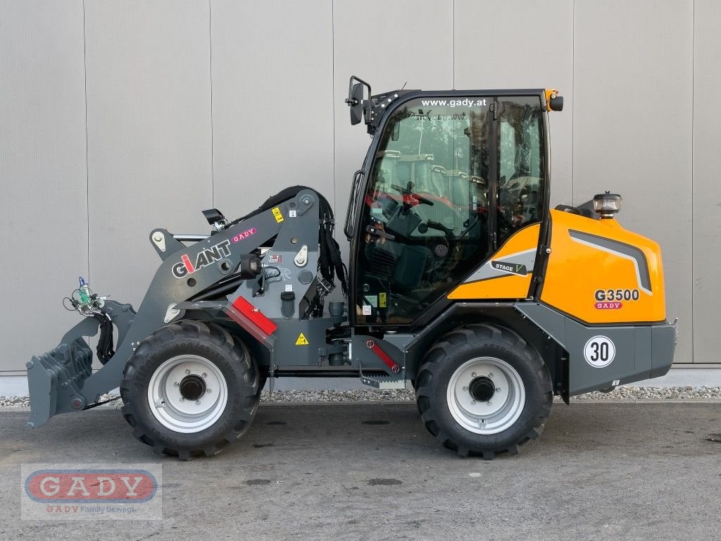 Hoflader of the type GiANT G3500, Neumaschine in Lebring (Picture 11)