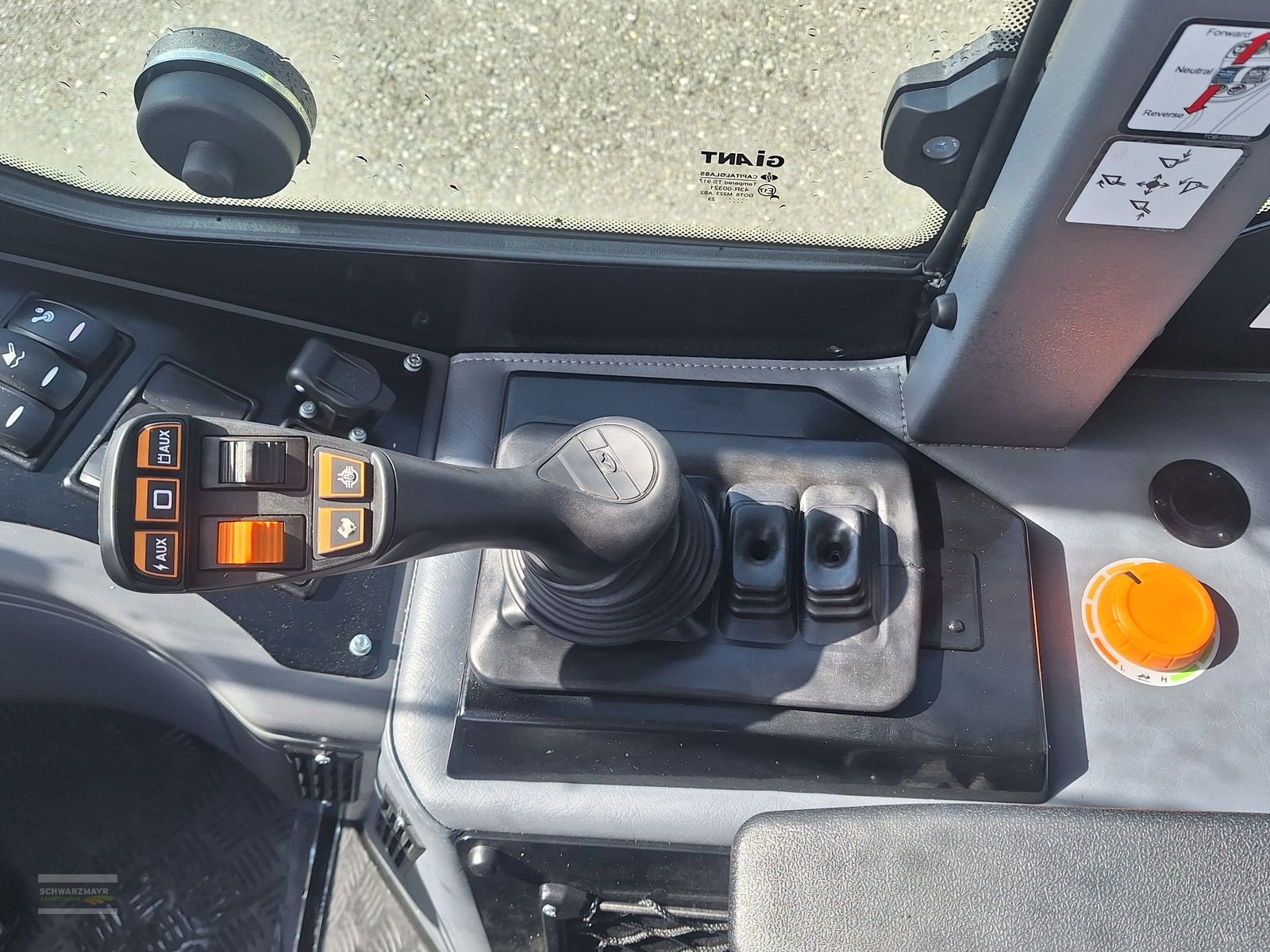 Hoflader des Typs GiANT G3500, Neumaschine in Gampern (Bild 12)