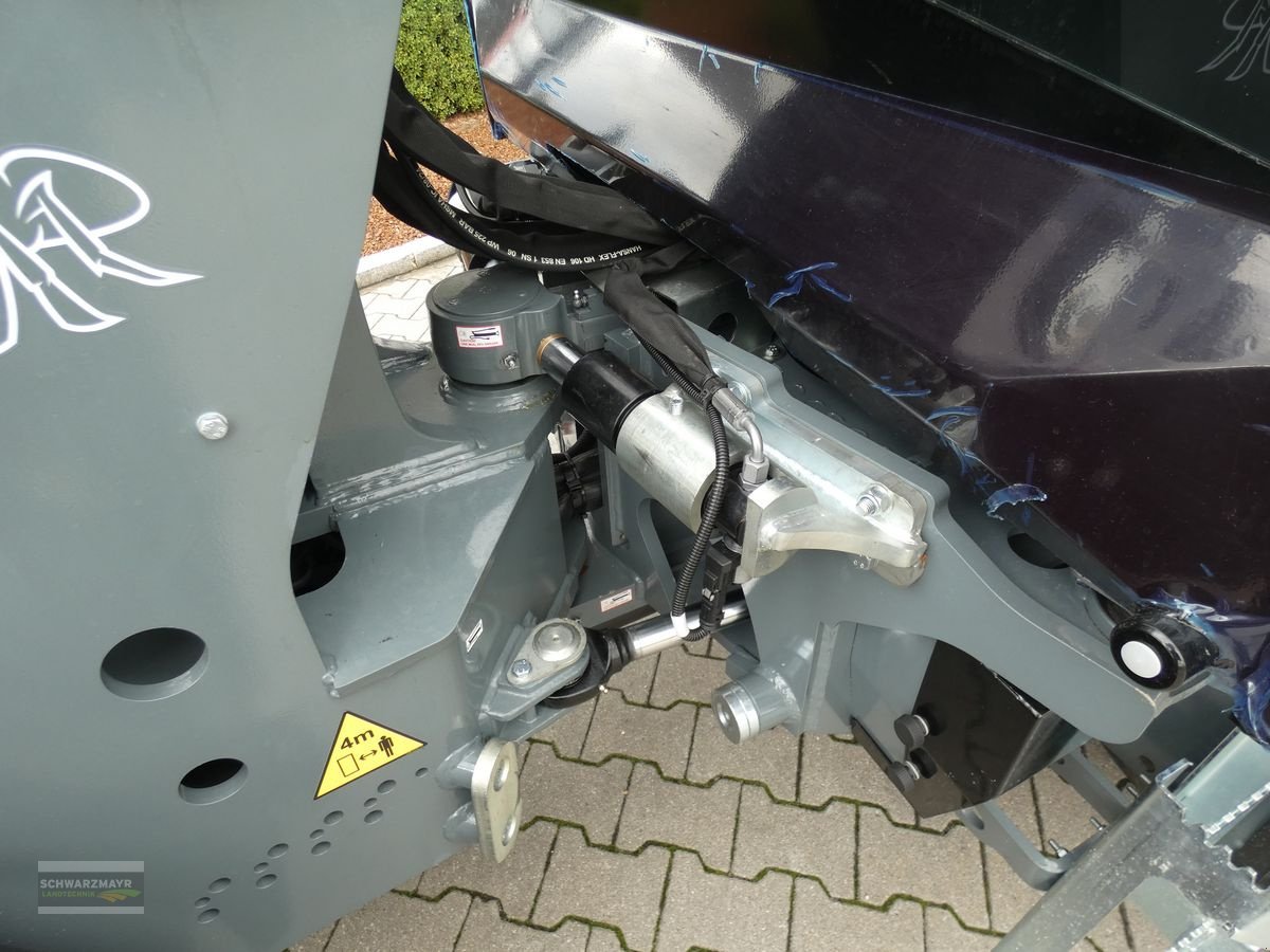 Hoflader des Typs GiANT G5000 Kabine, Neumaschine in Aurolzmünster (Bild 13)
