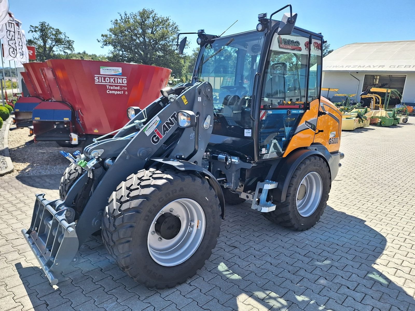 Hoflader of the type GiANT G5000 Kabine, Neumaschine in Feldkirchen (Picture 10)