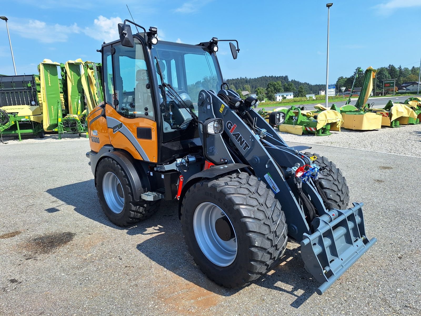 Hoflader of the type GiANT G5000, Neumaschine in Schlitters (Picture 3)