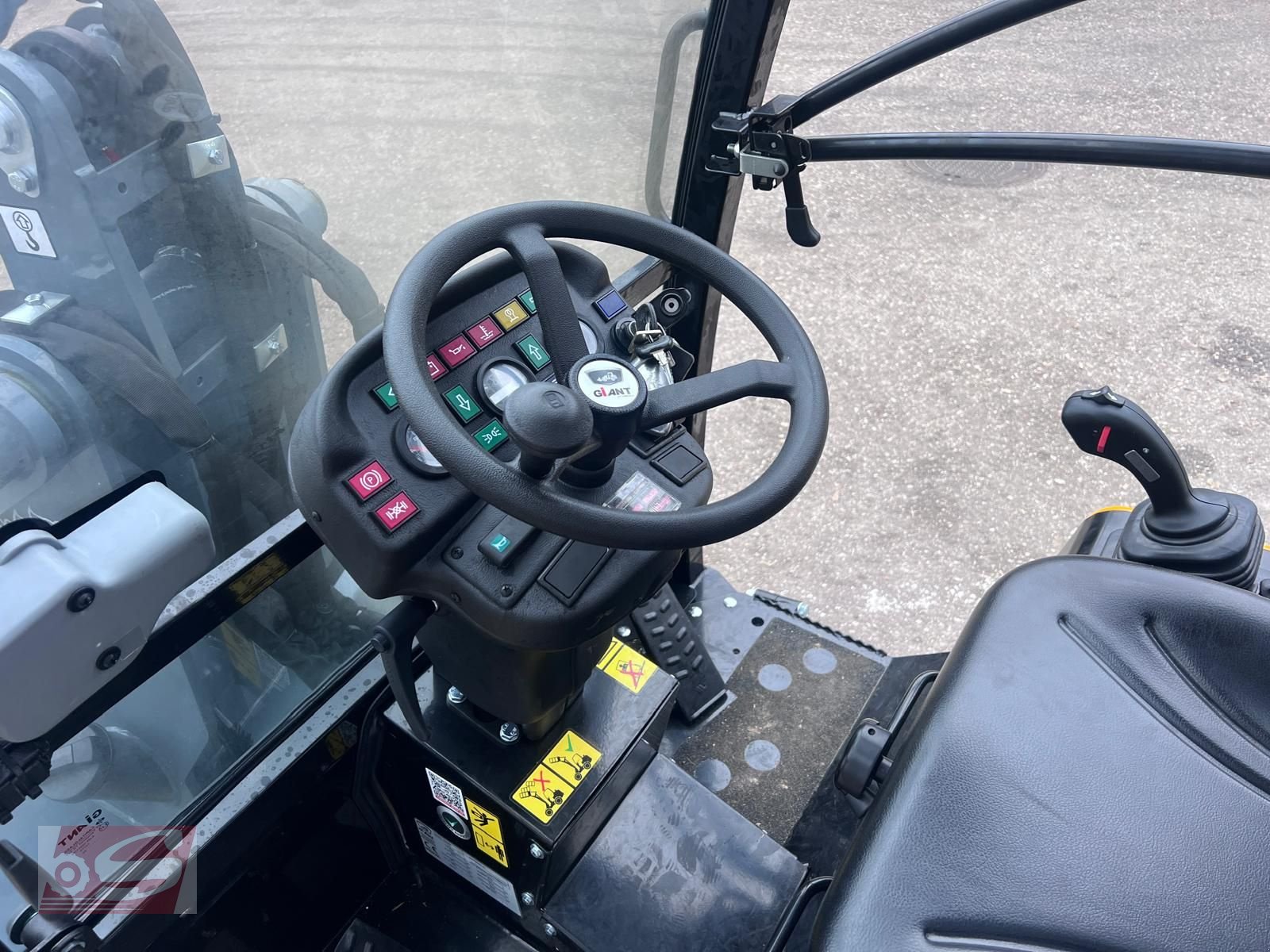 Hoflader Türe ait GiANT Giant G2500HD, Neumaschine içinde Offenhausen (resim 4)