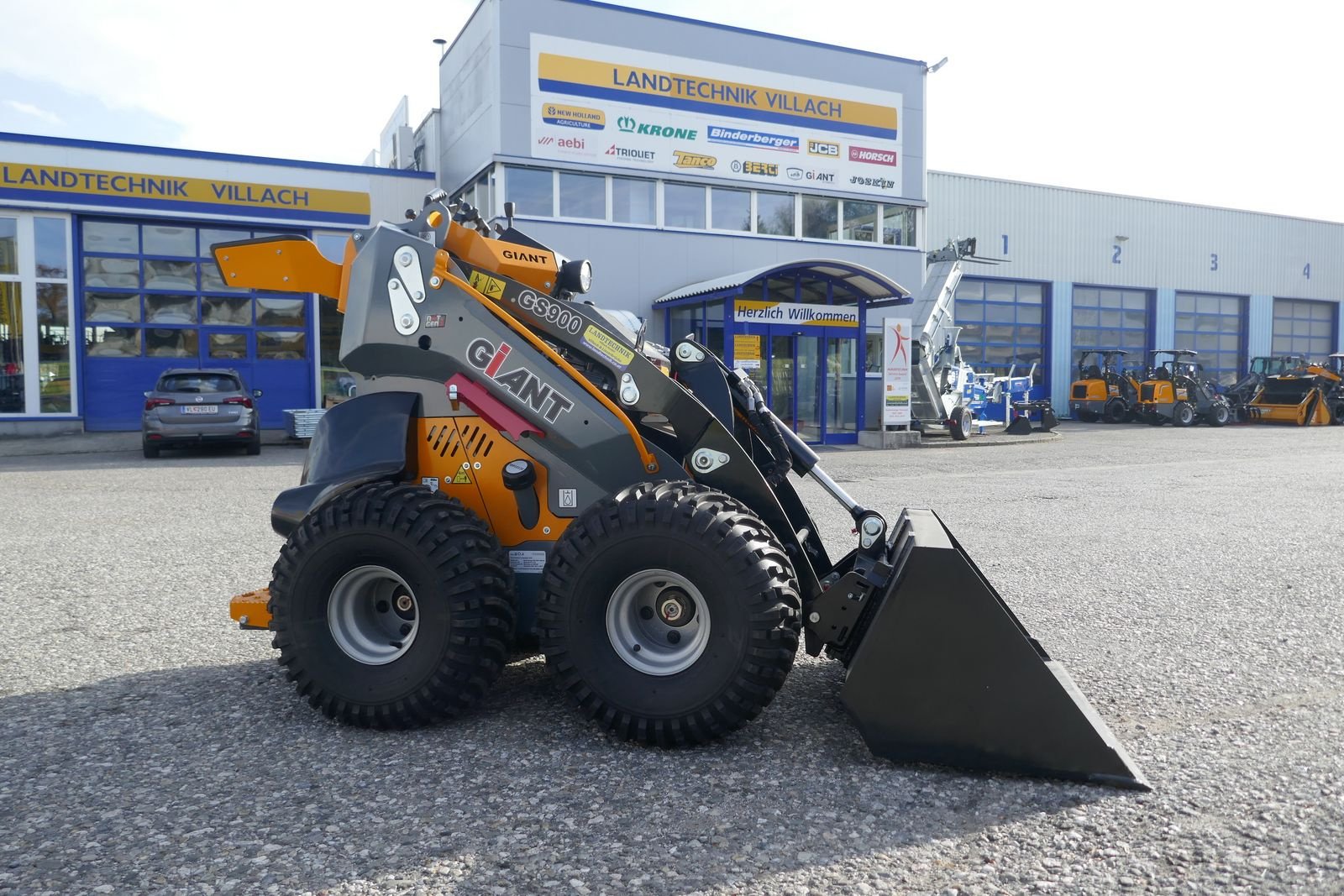 Hoflader of the type GiANT GS 900 D, Gebrauchtmaschine in Villach (Picture 1)