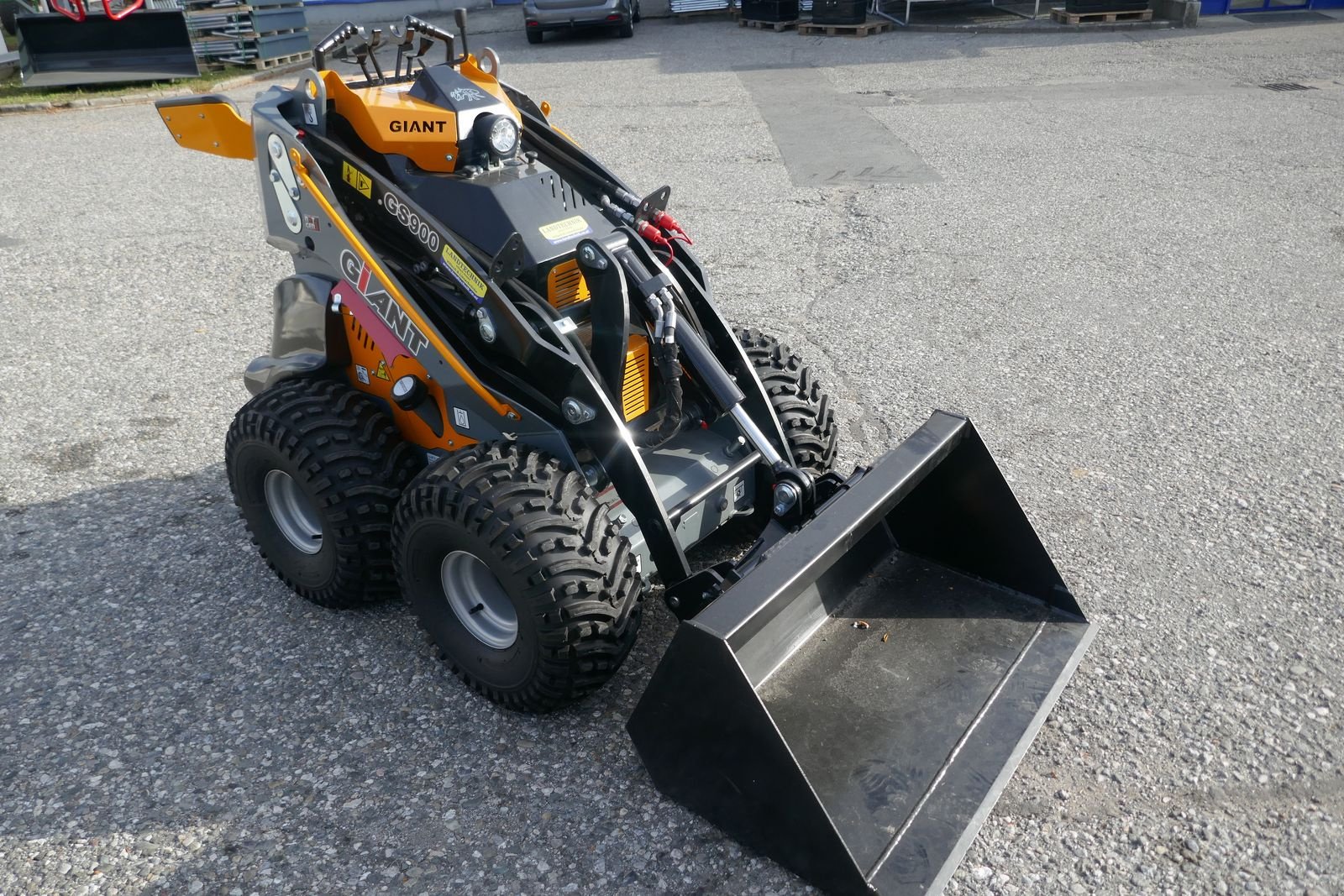 Hoflader of the type GiANT GS 900 D, Gebrauchtmaschine in Villach (Picture 7)