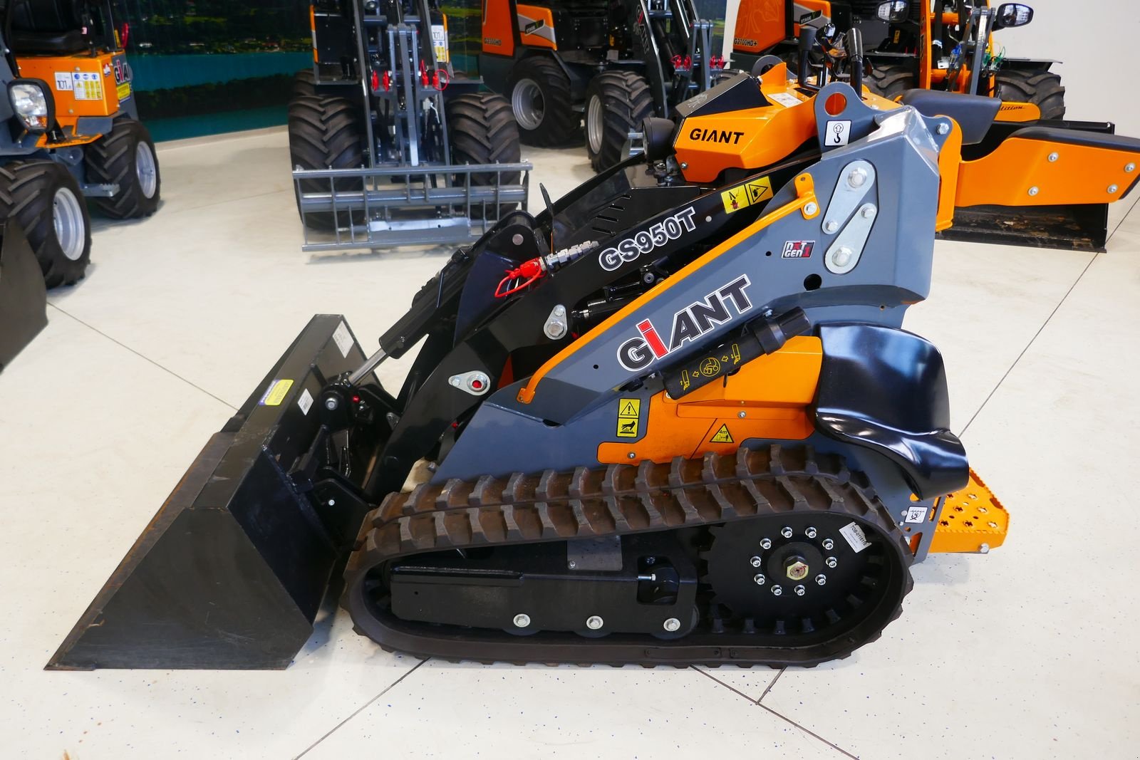 Hoflader of the type GiANT GS 950 T, Gebrauchtmaschine in Villach (Picture 1)