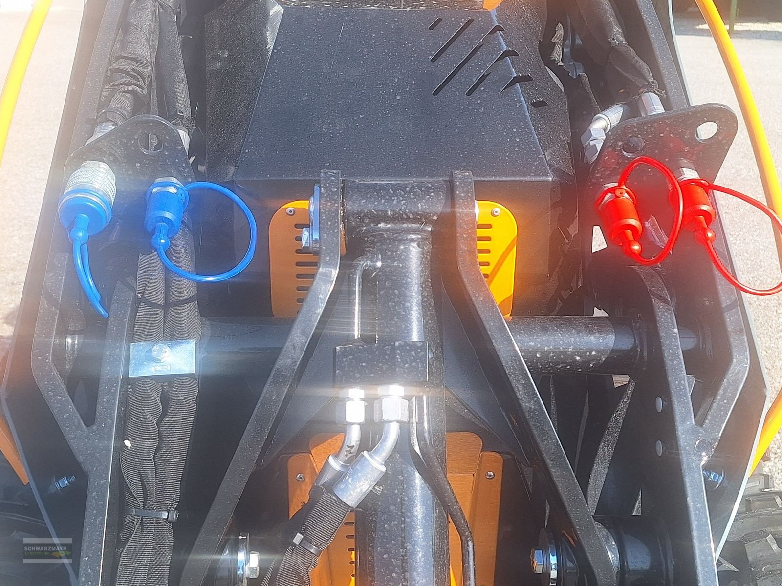 Hoflader des Typs GiANT GS900 SKID, Neumaschine in Aurolzmünster (Bild 10)