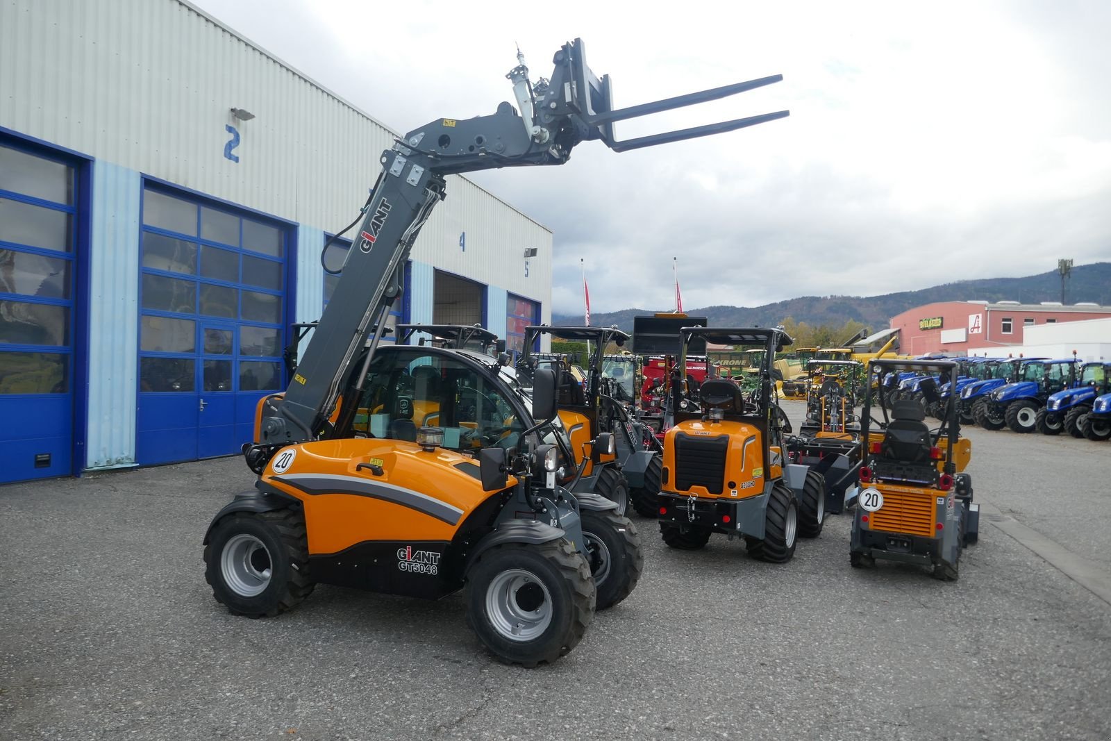 Hoflader za tip GiANT GT 5048, Gebrauchtmaschine u Villach (Slika 1)