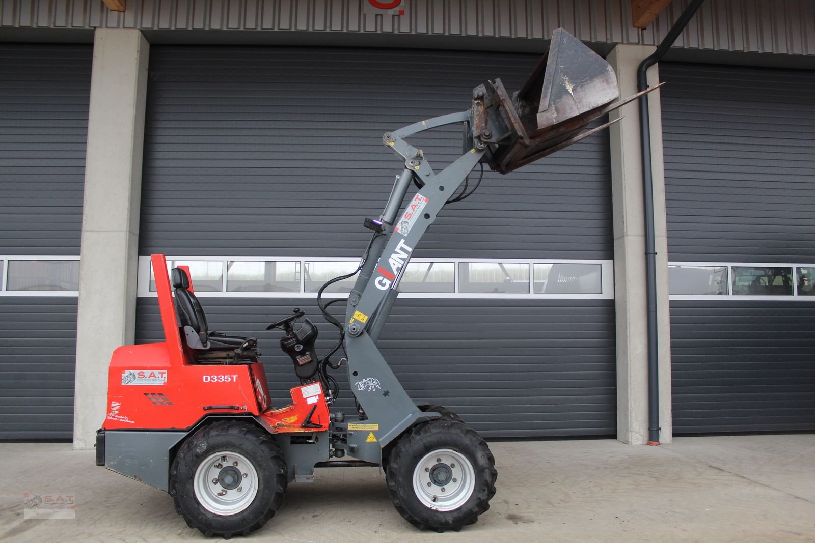 Hoflader типа GiANT Hoflader D 335 T, Gebrauchtmaschine в Eberschwang (Фотография 11)