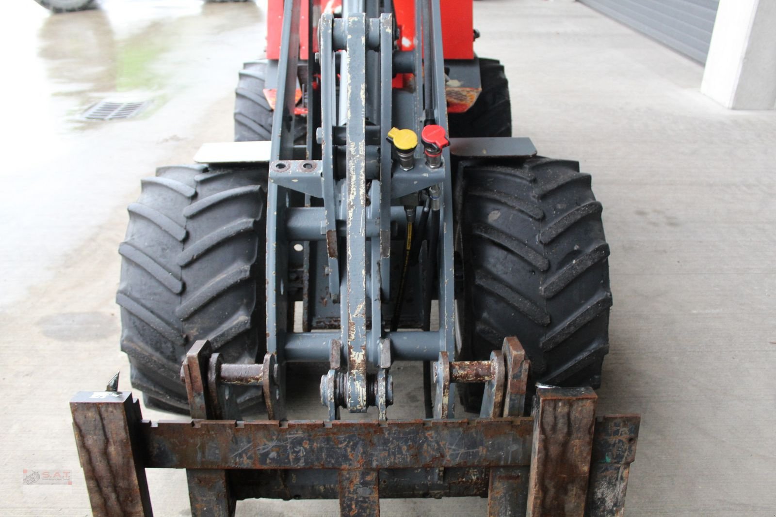 Hoflader типа GiANT Hoflader D 335 T, Gebrauchtmaschine в Eberschwang (Фотография 3)