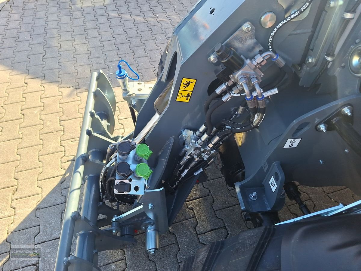 Hoflader des Typs GiANT Tendo GT5048P EM, Neumaschine in Aurolzmünster (Bild 10)
