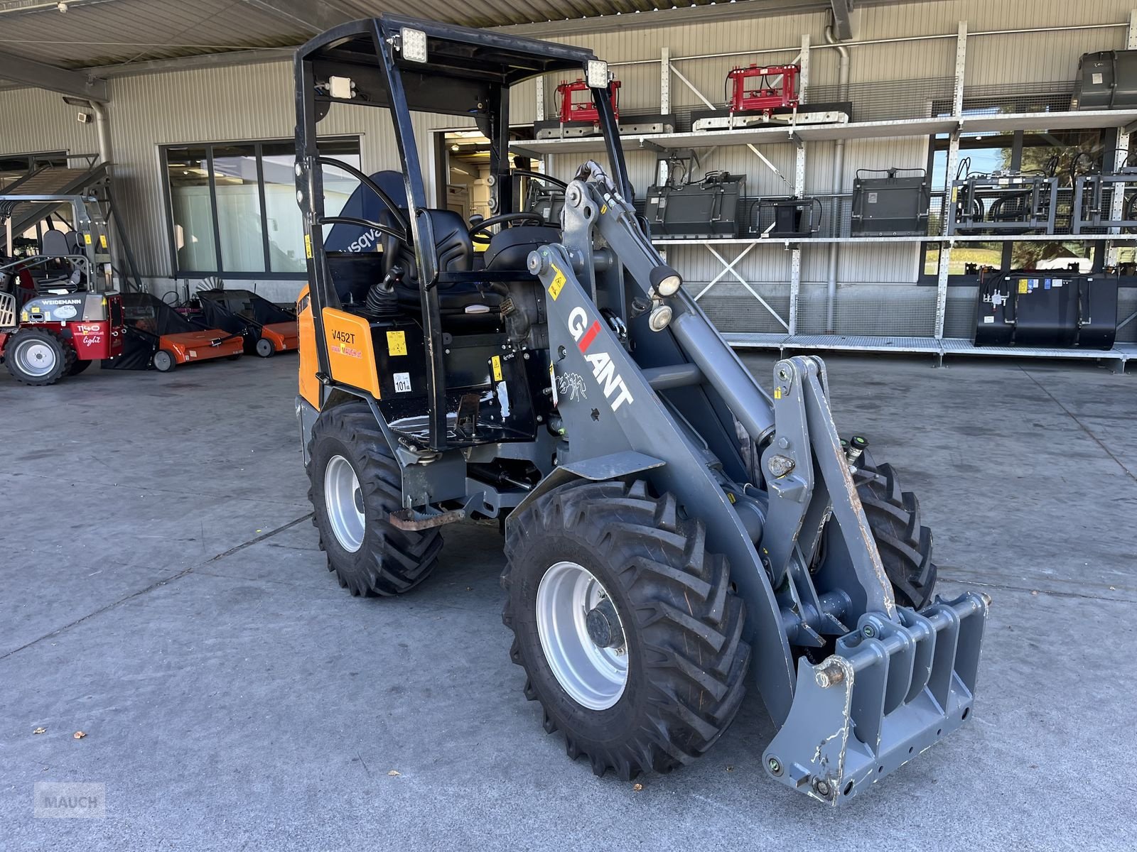 Hoflader typu GiANT V452T mit Weidemann HV, Gebrauchtmaschine v Burgkirchen (Obrázek 9)