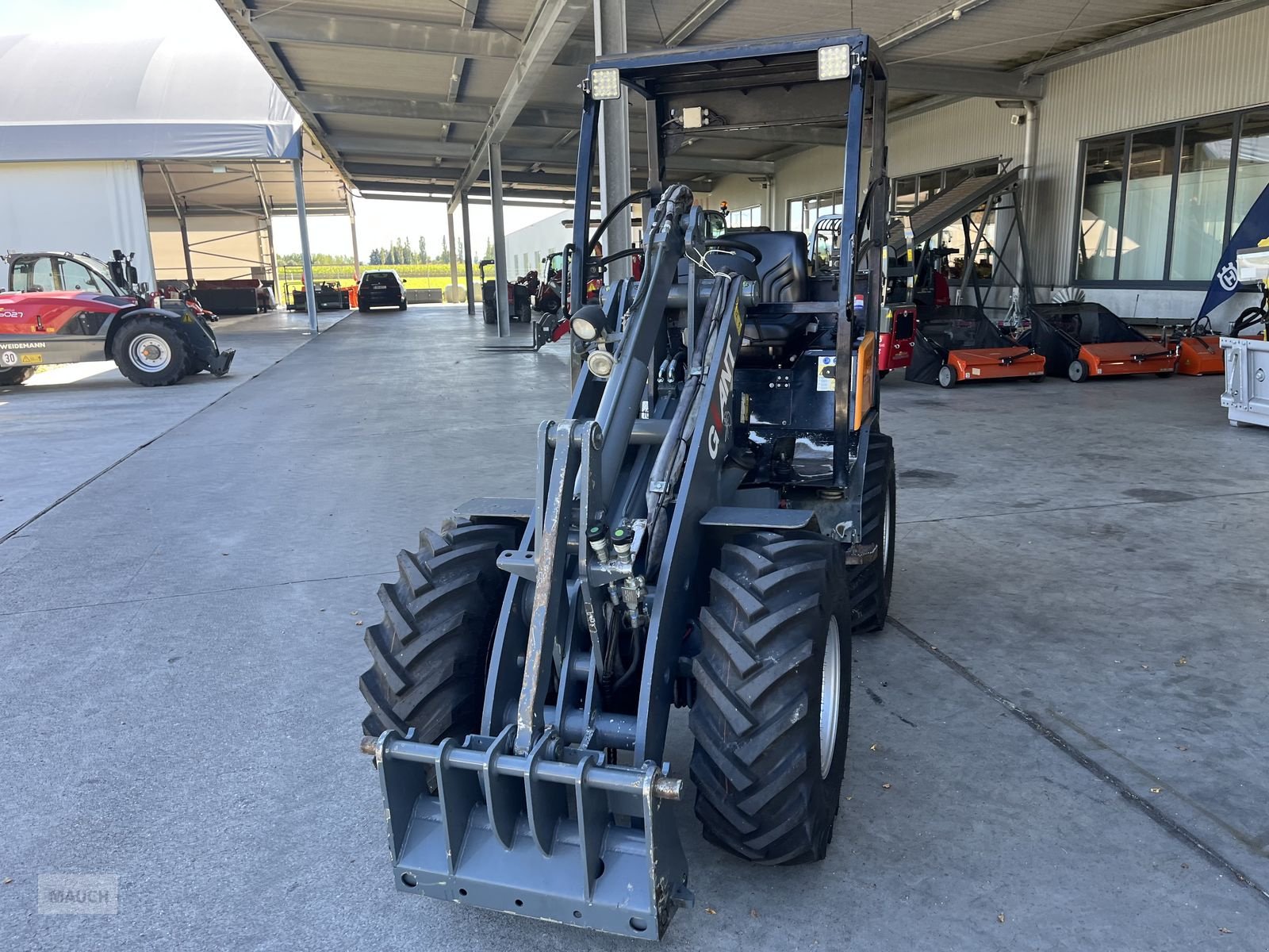 Hoflader typu GiANT V452T mit Weidemann HV, Gebrauchtmaschine v Burgkirchen (Obrázek 4)